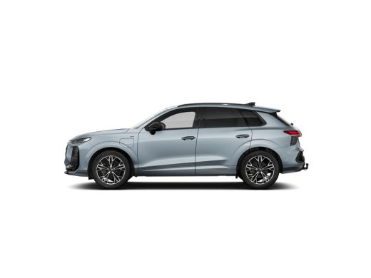 Audi Q3 S edition | Adaptive cruise control | Audi sound system | Cruise control ActivLease financial lease