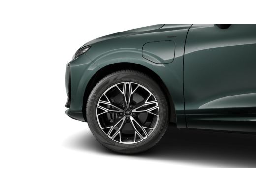 Audi Q3 S edition | Adaptive cruise control | Audi sound system | Cruise control ActivLease financial lease