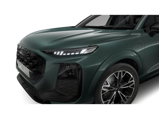 Audi Q3 S edition | Adaptive cruise control | Audi sound system | Cruise control ActivLease financial lease