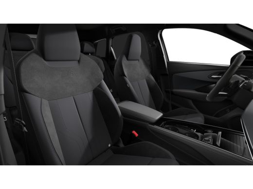 Audi Q3 S edition | 3-zone airconditioning | Adaptive cruise control | Audi sound system ActivLease financial lease