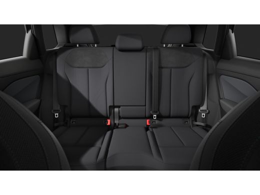 Audi Q3 S edition | 3-zone airconditioning | Adaptive cruise control | Audi sound system ActivLease financial lease