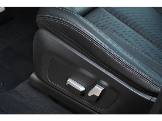 BMW X3 xDrive30e M-Sport Pano El-zetels Laser HUD 20inch Shadowline ActivLease financial lease
