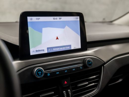 Ford Focus 1.0 EcoBoost Titanium X Business Automaat (VIRTUAL COCKPIT, APPLE CARPLAY, STUUR/STOELVERWARMING,... ActivLease financial lease