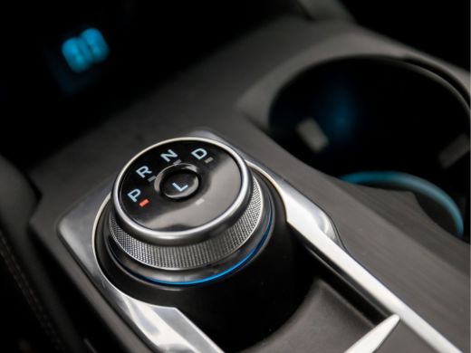 Ford Focus 1.0 EcoBoost Titanium X Business Automaat (VIRTUAL COCKPIT, APPLE CARPLAY, STUUR/STOELVERWARMING,... ActivLease financial lease