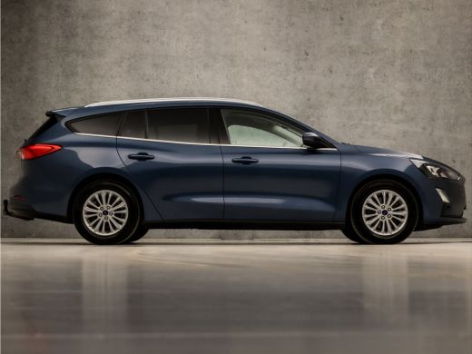 Ford Focus 1.0 EcoBoost Titanium X Business Automaat (VIRTUAL COCKPIT, APPLE CARPLAY, STUUR/STOELVERWARMING,... ActivLease financial lease