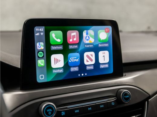 Ford Focus 1.0 EcoBoost Titanium X Business Automaat (VIRTUAL COCKPIT, APPLE CARPLAY, STUUR/STOELVERWARMING,... ActivLease financial lease