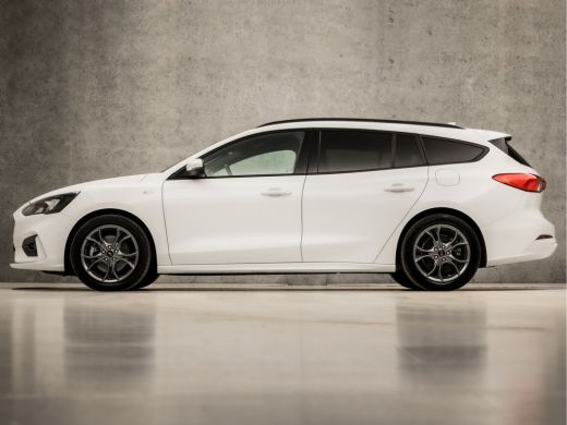 Ford Focus 1.5 EcoBoost ST Line Sport 150Pk Automaat (APPLE CARPLAY, GROOT NAVI, STUUR/STOELVERWARMING, GETI... ActivLease financial lease