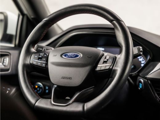 Ford Focus 1.5 EcoBoost ST Line Sport 150Pk Automaat (APPLE CARPLAY, GROOT NAVI, STUUR/STOELVERWARMING, GETI... ActivLease financial lease