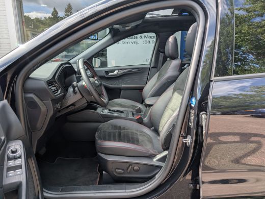Ford Kuga 2.5 PHEV ST-Line X 225pk | Keyless | Dodehoek | Camera |  Adap. Cruise | Panoramadak | Elek. Trek... ActivLease financial lease