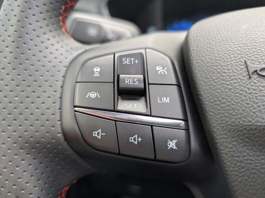 Ford Kuga 2.5 PHEV ST-Line X 225pk | Keyless | Dodehoek | Camera |  Adap. Cruise | Panoramadak | Elek. Trek... ActivLease financial lease