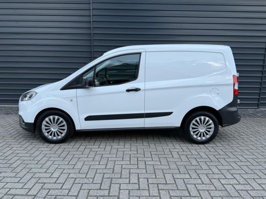 Ford Transit Courier 1.0 Trend Benzine Airco Cruise Pdc V+A ActivLease financial lease