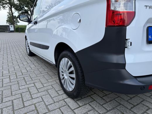Ford Transit Courier 1.0 Trend Benzine Airco Cruise Pdc V+A ActivLease financial lease