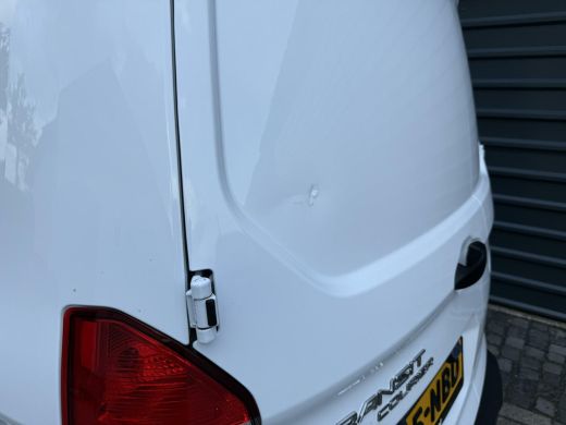 Ford Transit Courier 1.0 Trend Benzine Airco Cruise Pdc V+A ActivLease financial lease