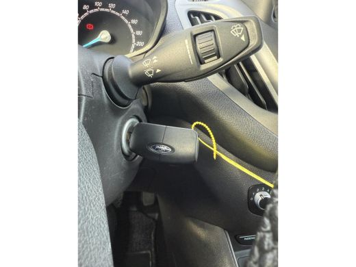 Ford Transit Courier 1.0 Trend Benzine Airco Cruise Pdc V+A ActivLease financial lease