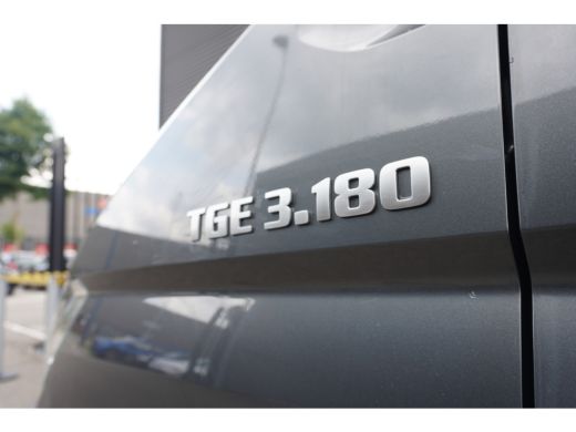 MAN TGE MAN TGE 3.180 L3H2 6 Handgeschakeld , facelift ActivLease financial lease