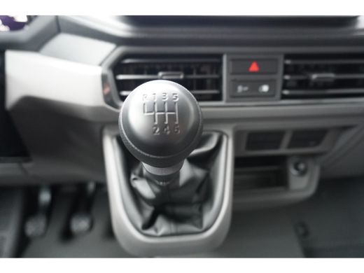 MAN TGE MAN TGE 3.180 L3H2 6 Handgeschakeld , facelift ActivLease financial lease