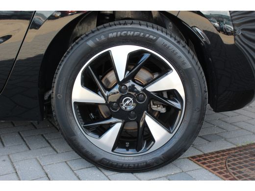 Opel Corsa-e EV 50KWH 136PK GS-LINE AUTOMAAT / NAVI / LEDER / CLIMA / PDC / 16" LMV / CAMERA / KEYLESS / FULL-... ActivLease financial lease