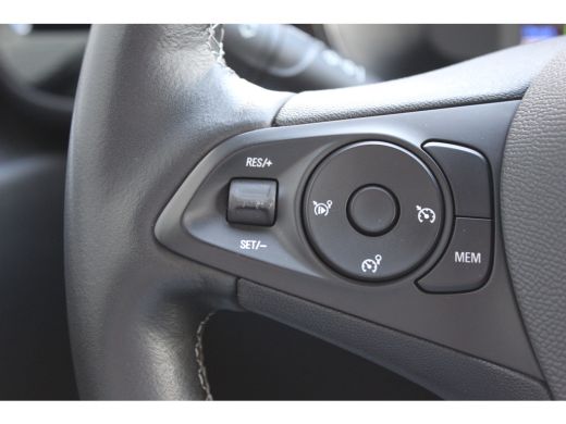 Opel Corsa-e EV 50KWH 136PK GS-LINE AUTOMAAT / NAVI / LEDER / CLIMA / PDC / 16" LMV / CAMERA / KEYLESS / FULL-... ActivLease financial lease