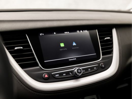 Opel Grandland X 1.2 Turbo Sport Automaat (APPLE CARPLAY, GROOT NAVI, LANE ASSIST, SPORTSTOELEN, CRUISE, PARKEERSE... ActivLease financial lease