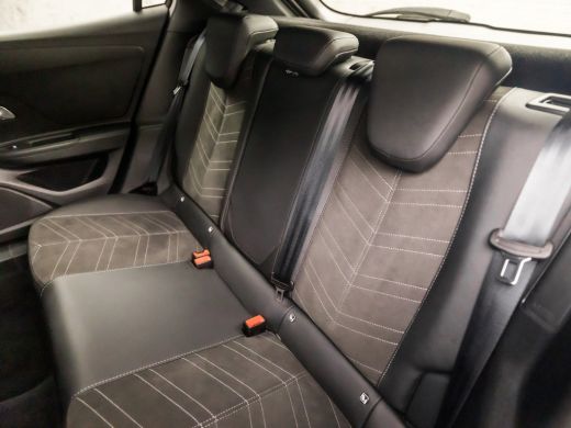 Opel Mokka 1.2 Turbo Ultimate (VIRTUAL COCKPIT, APPLE CARPLAY, GROOT NAVI, LEDER/ALCANTARA, STUUR/STOELVERWA... ActivLease financial lease