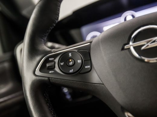 Opel Mokka 1.2 Turbo Ultimate (VIRTUAL COCKPIT, APPLE CARPLAY, GROOT NAVI, LEDER/ALCANTARA, STUUR/STOELVERWA... ActivLease financial lease