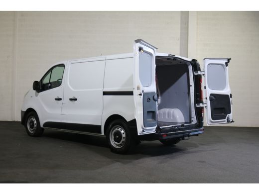 Renault Trafic 2.0 dCi 120pk L1 H1 Airco Navigatie 2x Schuifdeur ActivLease financial lease