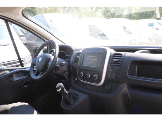 Renault Trafic 2.0 dCi 120pk L1 H1 Airco Navigatie 2x Schuifdeur ActivLease financial lease