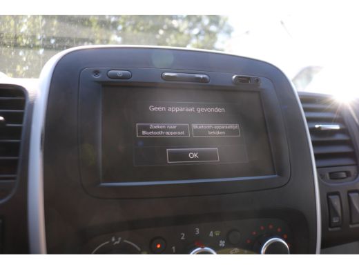 Renault Trafic 2.0 dCi 120pk L1 H1 Airco Navigatie 2x Schuifdeur ActivLease financial lease