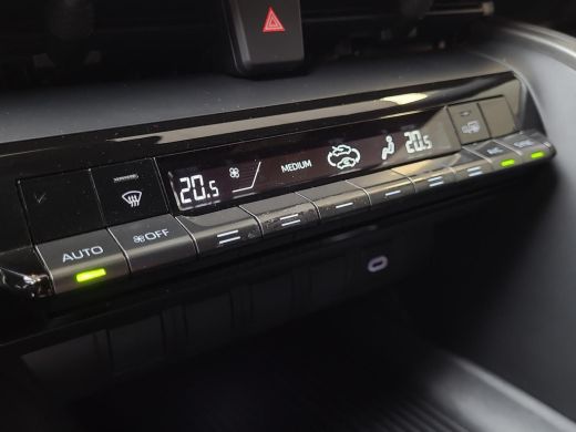 Toyota C-HR 1.8 Hybrid 140 Dynamic | Apple CarPlay | Blindspot | Parkeersensoren | Rijklaarprijs incl. garant... ActivLease financial lease