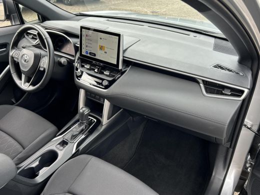Toyota Corolla Cross Hybrid 140 Style | Apple CarPlay | Navigatie | Blindspot | Rijklaarprijs incl. garantie | ActivLease financial lease