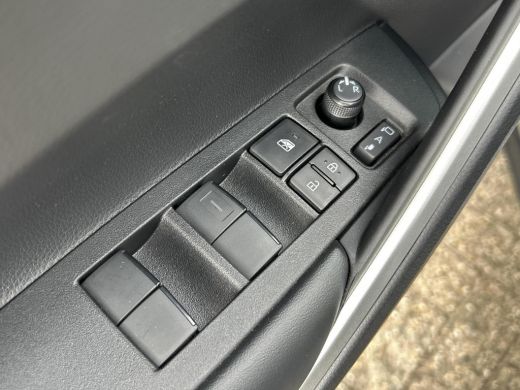 Toyota Corolla Cross Hybrid 140 Style | Apple CarPlay | Navigatie | Blindspot | Rijklaarprijs incl. garantie | ActivLease financial lease