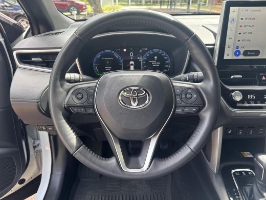 Toyota Corolla Cross Hybrid 200 AWD Style | 06-10141018 Voor meer informatie ActivLease financial lease