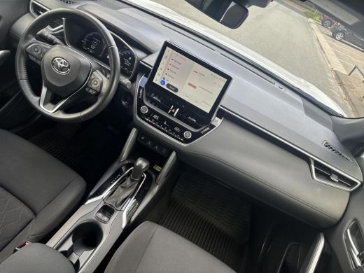 Toyota Corolla Cross Hybrid 200 AWD Style | 06-10141018 Voor meer informatie ActivLease financial lease
