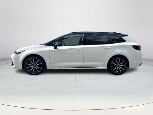 Toyota Corolla Touring Sports Hybrid 200 GR Sport Plus | 06-10141018 Voor meer informatie ActivLease financial lease