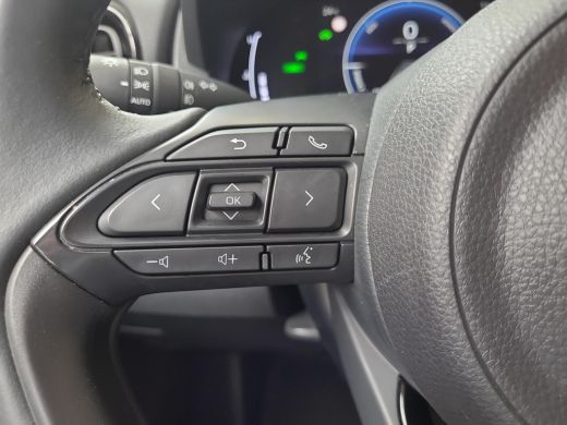 Toyota Yaris 1.5 Hybrid 115 First Edition | Apple CarPlay | Navigatie | NL Auto | Rijklaarprijs incl. garantie | ActivLease financial lease