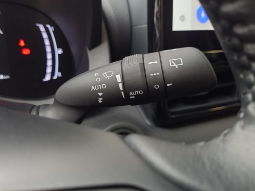 Toyota Yaris 1.5 Hybrid 115 First Edition | Apple CarPlay | Navigatie | NL Auto | Rijklaarprijs incl. garantie | ActivLease financial lease