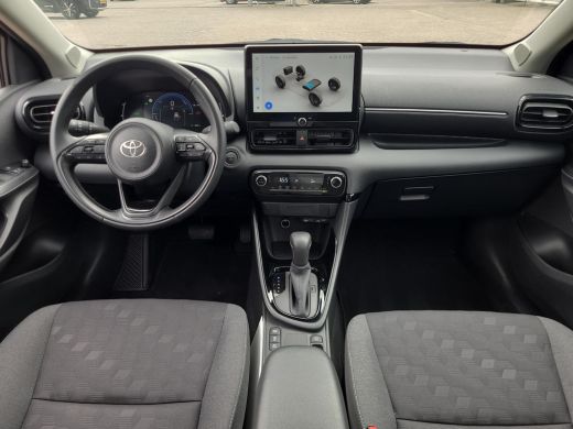 Toyota Yaris 1.5 Hybrid 115 First Edition | Apple CarPlay | Navigatie | NL Auto | Rijklaarprijs incl. garantie | ActivLease financial lease