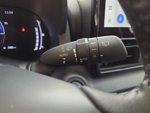 Toyota Yaris 1.5 Hybrid 115 First Edition | Apple CarPlay | Navigatie | NL Auto | Rijklaarprijs incl. garantie | ActivLease financial lease