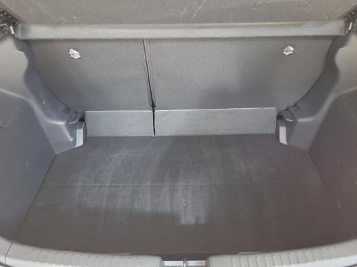 Toyota Yaris 1.5 Hybrid 115 First Edition | Apple CarPlay | Navigatie | NL Auto | Rijklaarprijs incl. garantie | ActivLease financial lease