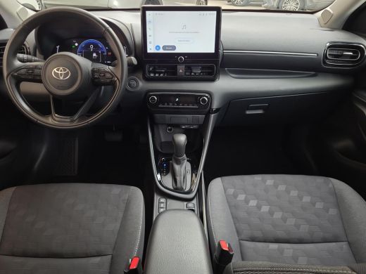 Toyota Yaris 1.5 Hybrid 115 First Edition | Apple CarPlay | Navigatie | NL Auto | Rijklaarprijs incl. garantie | ActivLease financial lease