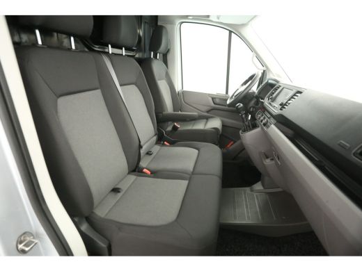 Volkswagen Crafter 35 2.0 TDI L3H2 Airco Carplay Cruise Navigatie PDC 3 Persoons ActivLease financial lease