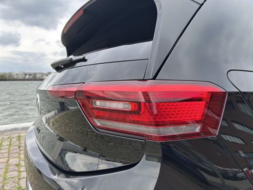 Volkswagen ID.3 Pro Limited Edition 59 kWh | Adaptive cruise control | achteruitrijcamera | 429km actieradius ActivLease financial lease