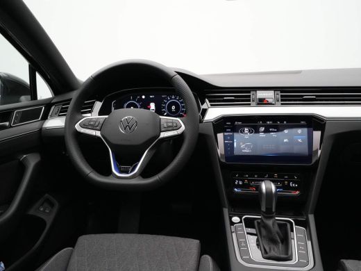 Volkswagen Passat Variant 1.4 TSI 218pk PHEV GTE Business Panorama Camera Stoelverwarming 18'' Lm Velgen 139 ActivLease financial lease