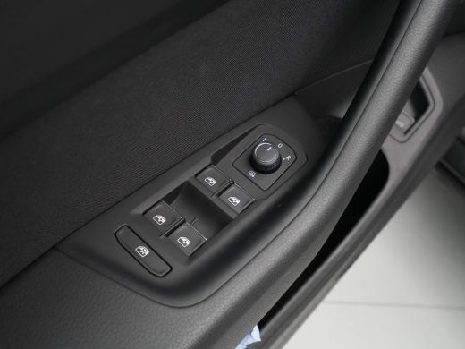 Volkswagen Passat Variant 1.4 TSI 218pk PHEV GTE Business Panorama Camera Stoelverwarming 18'' Lm Velgen 139 ActivLease financial lease