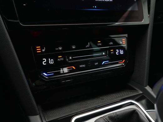 Volkswagen Passat Variant 1.4 TSI 218pk PHEV GTE Business Panorama Camera Stoelverwarming 18'' Lm Velgen 139 ActivLease financial lease