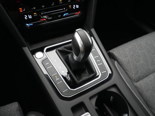 Volkswagen Passat Variant 1.4 TSI 218pk PHEV GTE Business Panorama Camera Stoelverwarming 18'' Lm Velgen 139 ActivLease financial lease