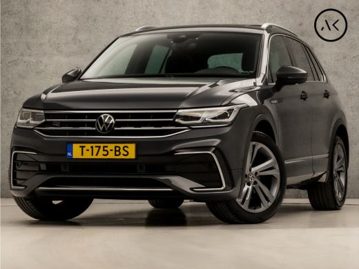 Volkswagen Tiguan 1.5 TSI R-Line 150Pk Automaat (2X R-LINE, PANORAMADAK, ALCANTARA, APPLE CARPLAY, STUUR/STOELVERWA... Volkswagen Tiguan 1.5 TSI R-Line 150Pk Automaat (2X R-LINE, PANORAMADAK, ALCANTARA, APPLE CARPLAY, STUUR/STOELVERWA...