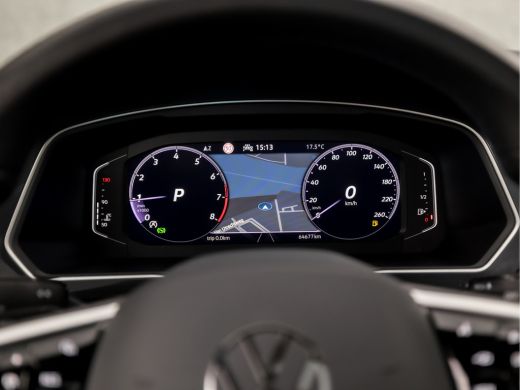 Volkswagen Tiguan 1.5 TSI R-Line 150Pk Automaat (2X R-LINE, PANORAMADAK, ALCANTARA, APPLE CARPLAY, STUUR/STOELVERWA... ActivLease financial lease