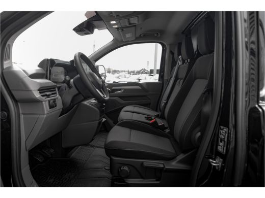 Volkswagen Transporter 2.0 TDI L1H1 28 Life | Bestuurdersassistentiepakket Plus | Climatronic climate control, 1-zone | ... ActivLease financial lease