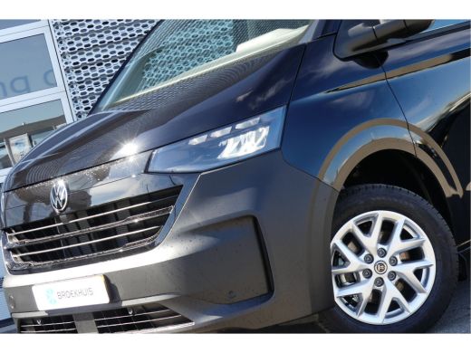 Volkswagen Transporter 2.0 TDI L1H1 28 Life | Bestuurdersassistentiepakket Plus | Climatronic climate control, 1-zone | ... ActivLease financial lease